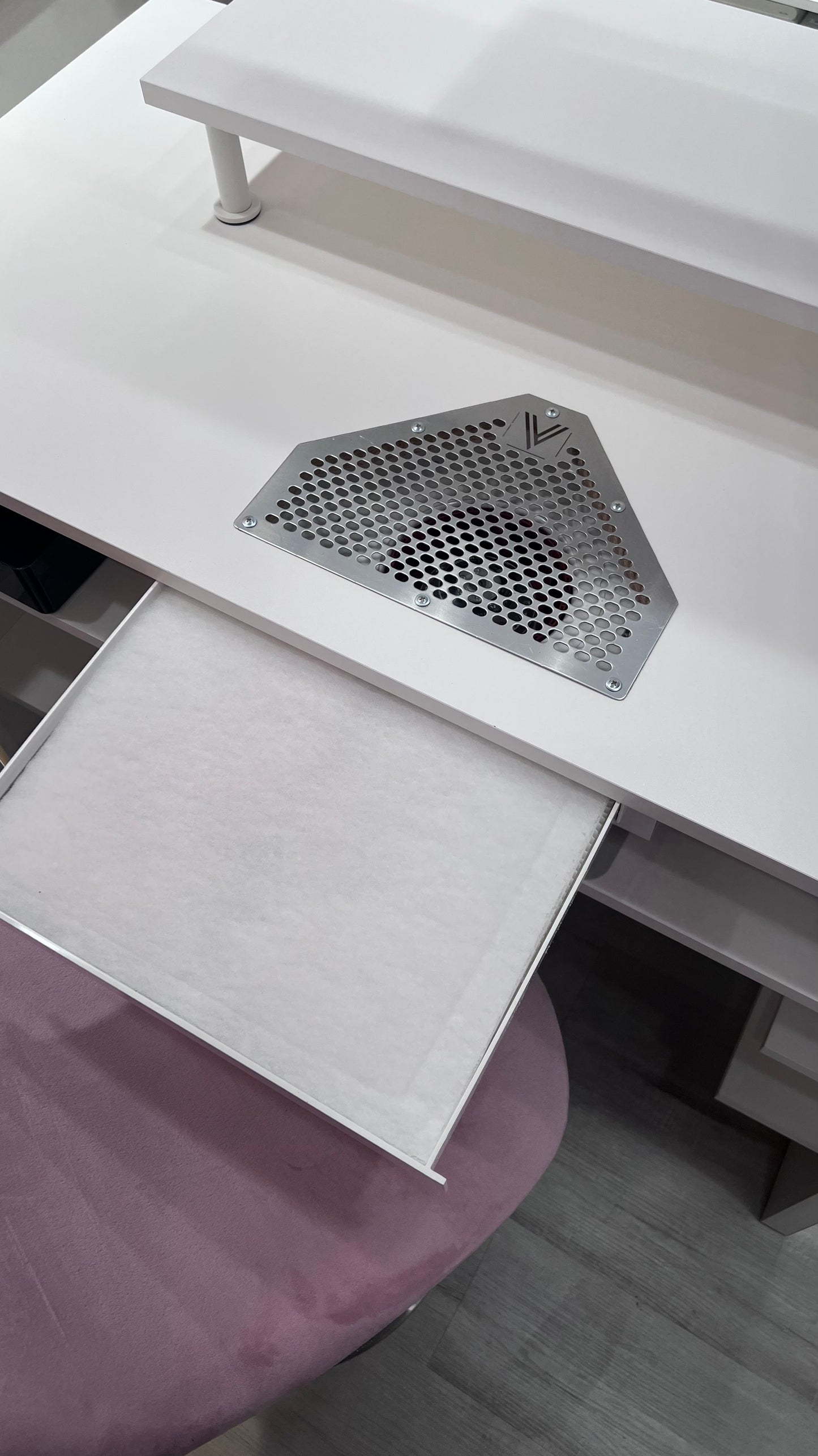 Manicure Desk Demo Model. Final sale