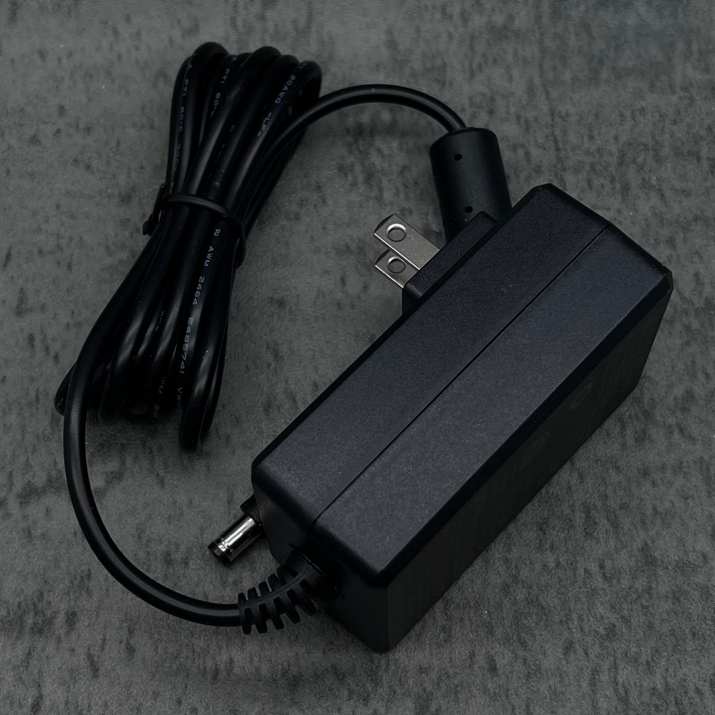 AKZENTZ HYBRID LAMP POWER CABLE