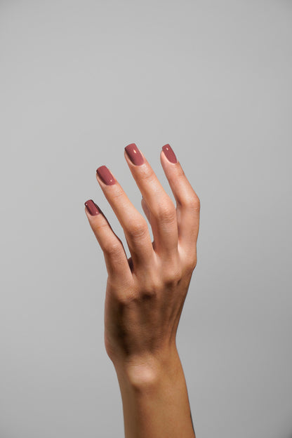 COLOUR COLLECTIONS: LUXIO® F/W 2025 "FEMININITY" NEW